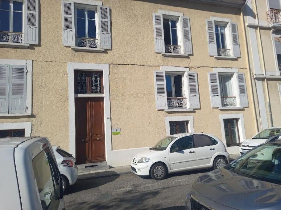 Appart Neuf Pour 6 Personnes Vizille Exteriör bild